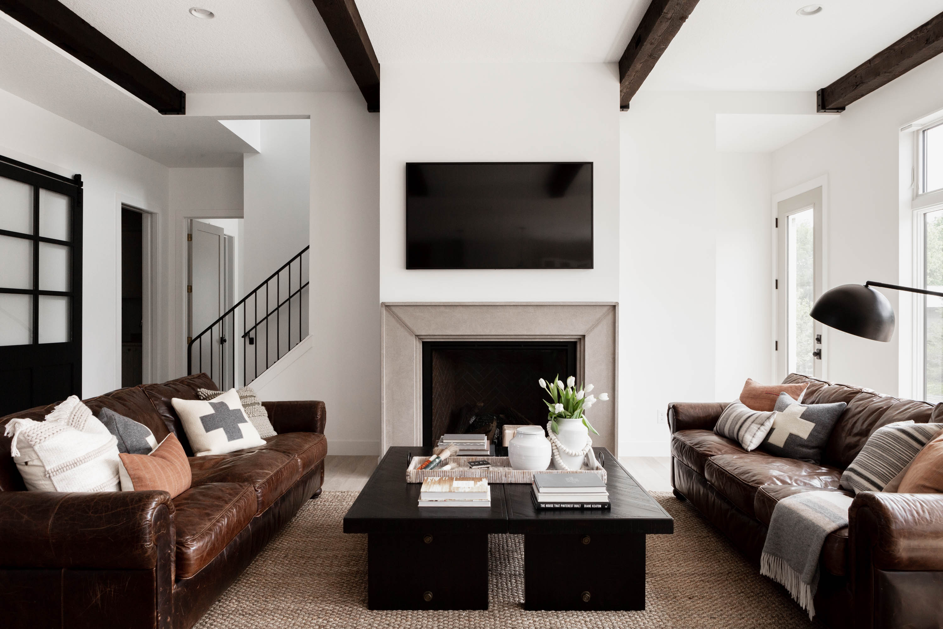 Henri Interiors Swedish Farmhouse Great Room