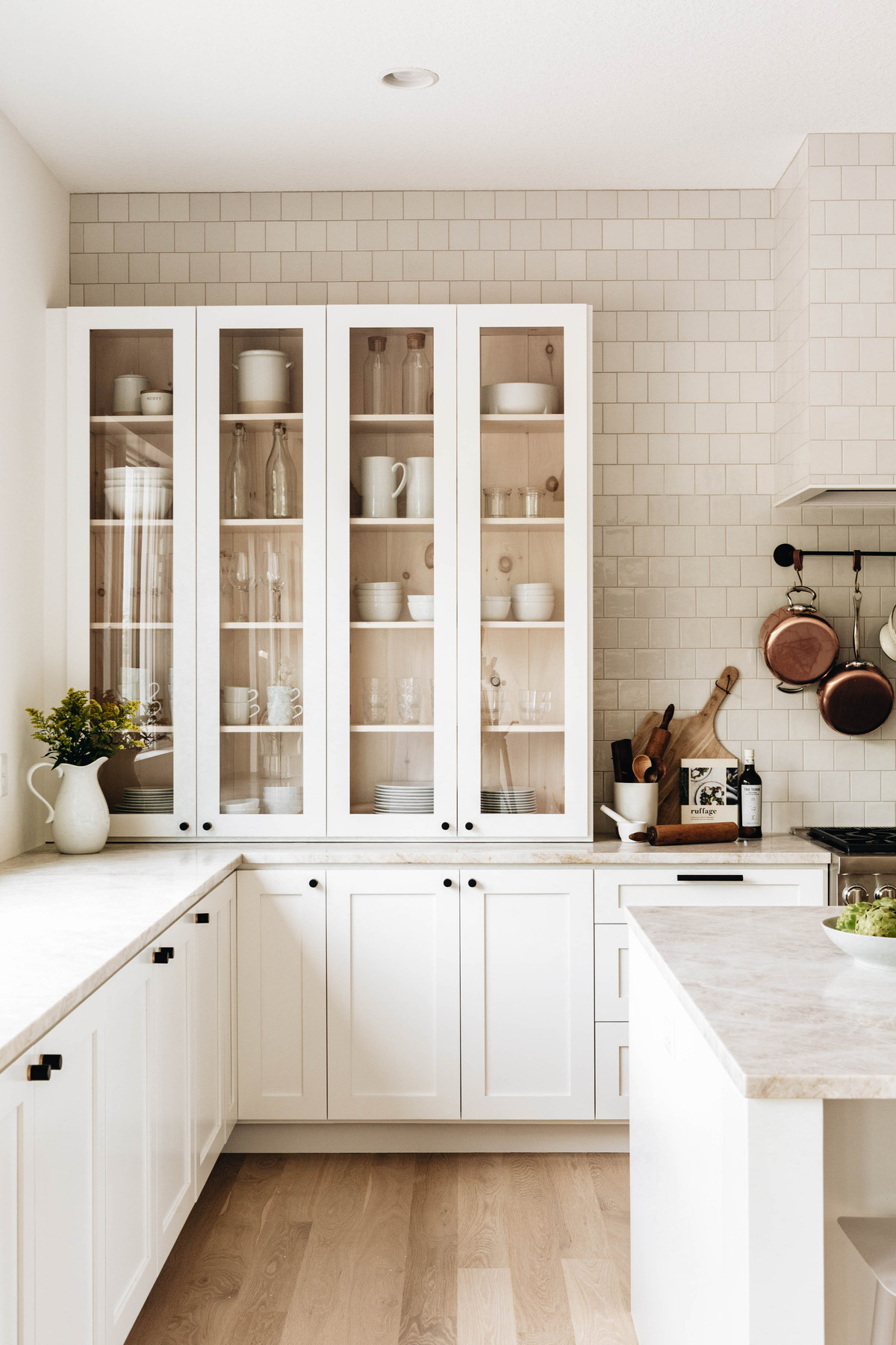 Henri Interiors Swedish Farmhouse Kitchen