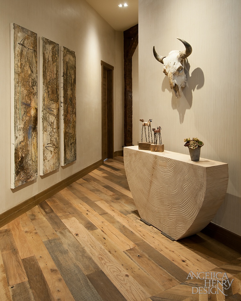 AHD-14-029-34 Hallway